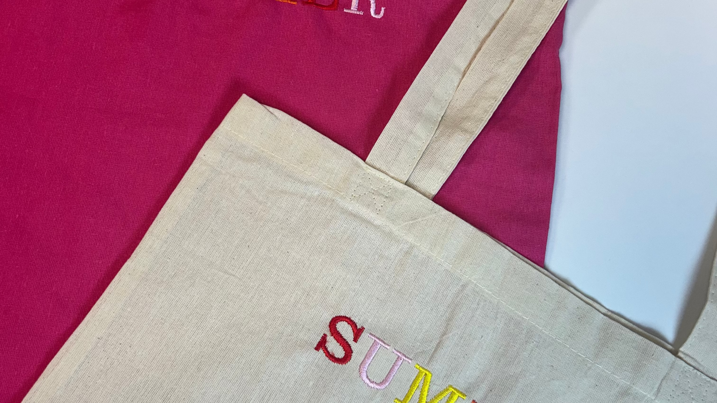 Canvas tasje geborduurd